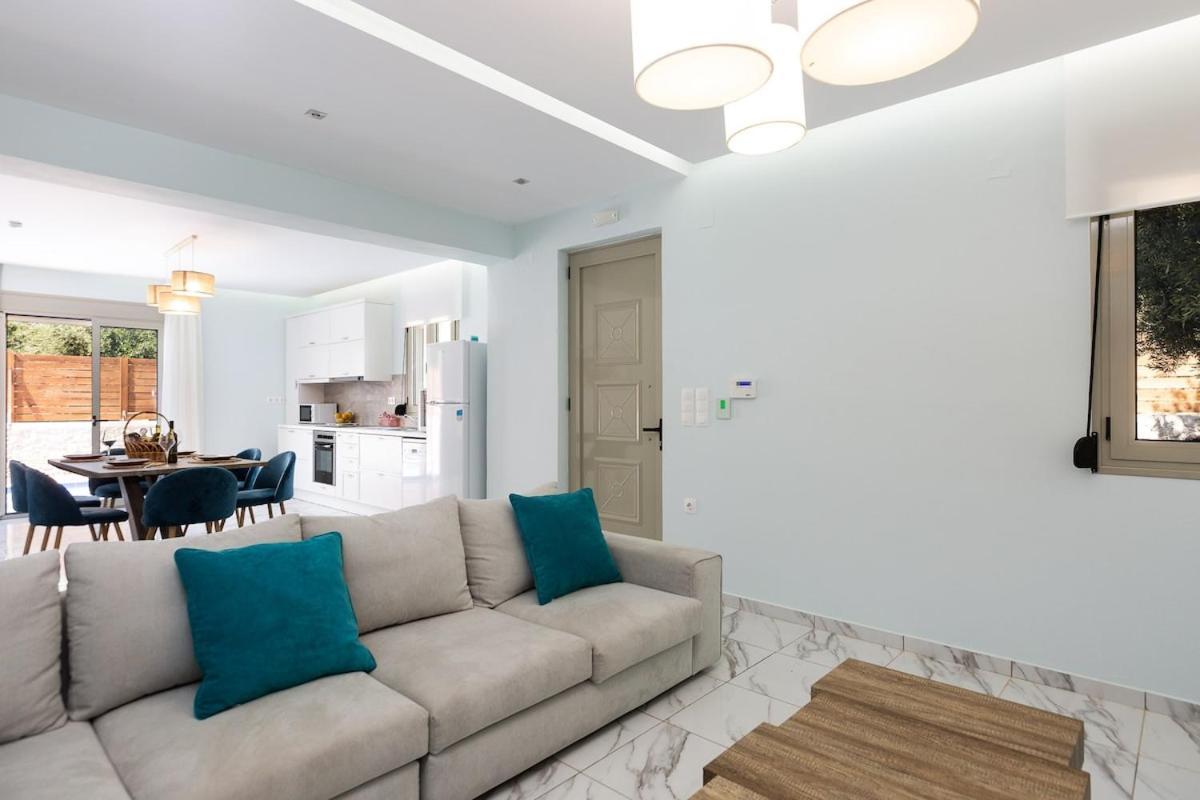 Villa Vera - With Private Heated Pool & Jacuzzi Pangalochori Exterior foto