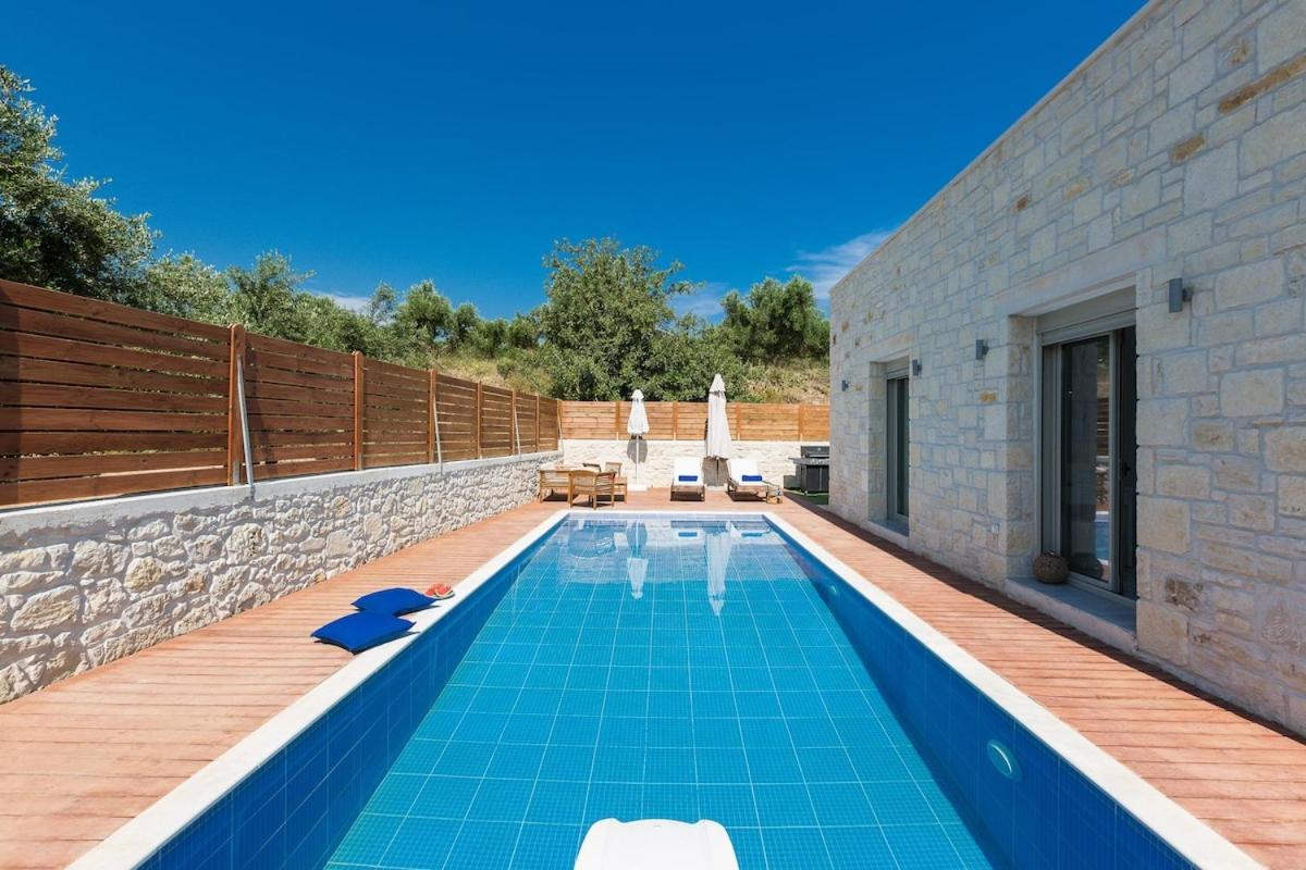 Villa Vera - With Private Heated Pool & Jacuzzi Pangalochori Exterior foto