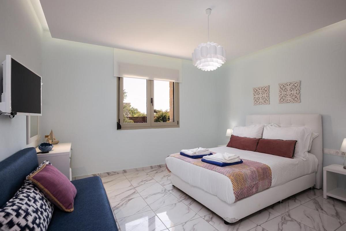 Villa Vera - With Private Heated Pool & Jacuzzi Pangalochori Exterior foto